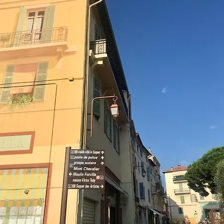 T2 Vallombrosa Terrasse Parking קאן